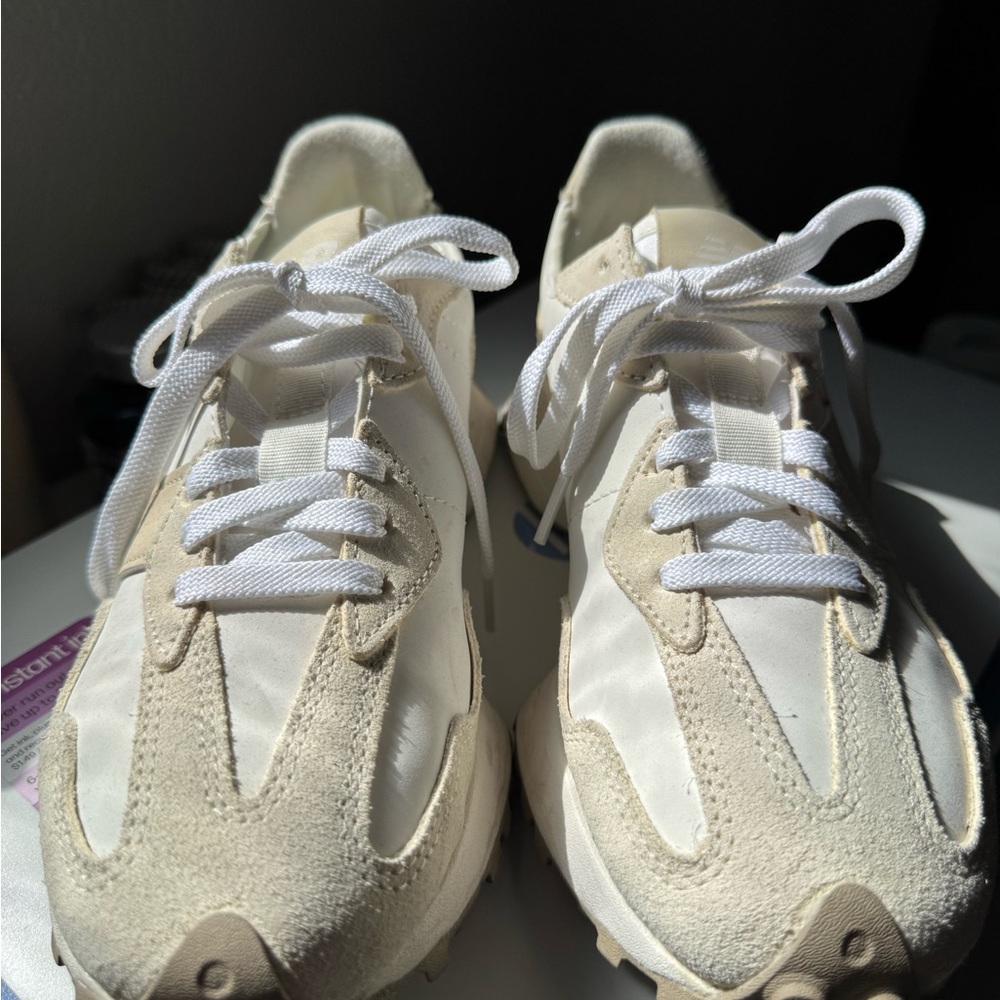 New Balance Women's Cream White Sneakers